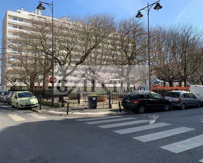 Appartement à MAISONS-ALFORT