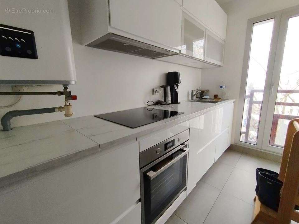 Appartement à PARIS-19E