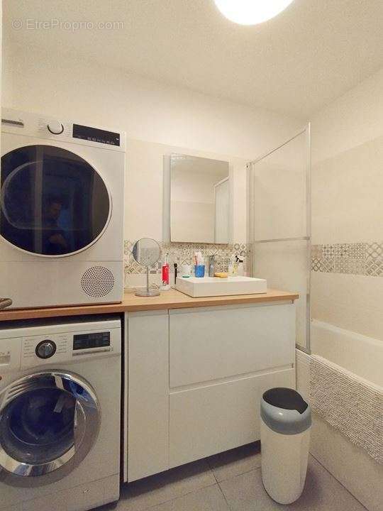 Appartement à PARIS-19E