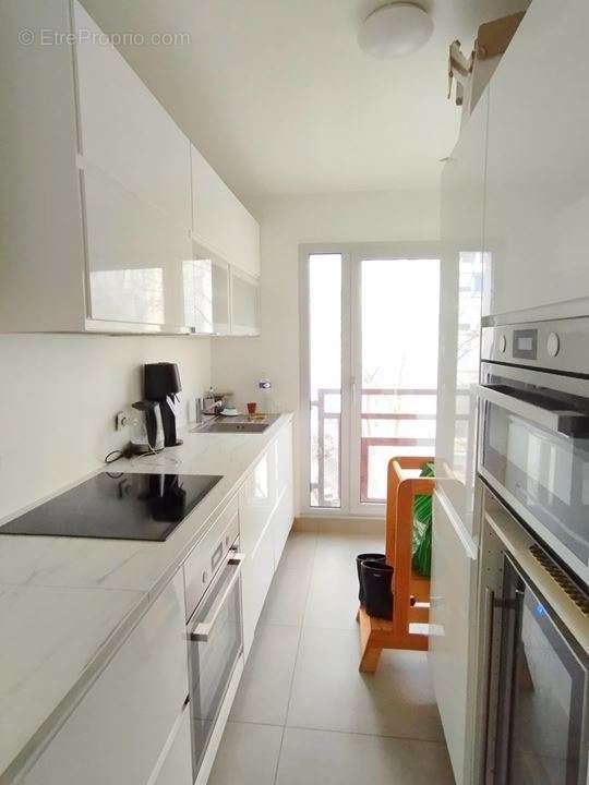 Appartement à PARIS-19E