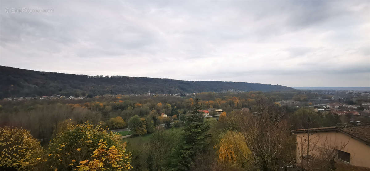 Maison à AMBERIEU-EN-BUGEY