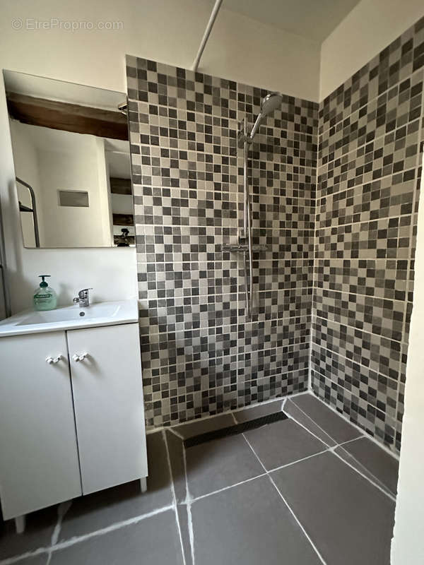 Appartement à MARSEILLE-7E