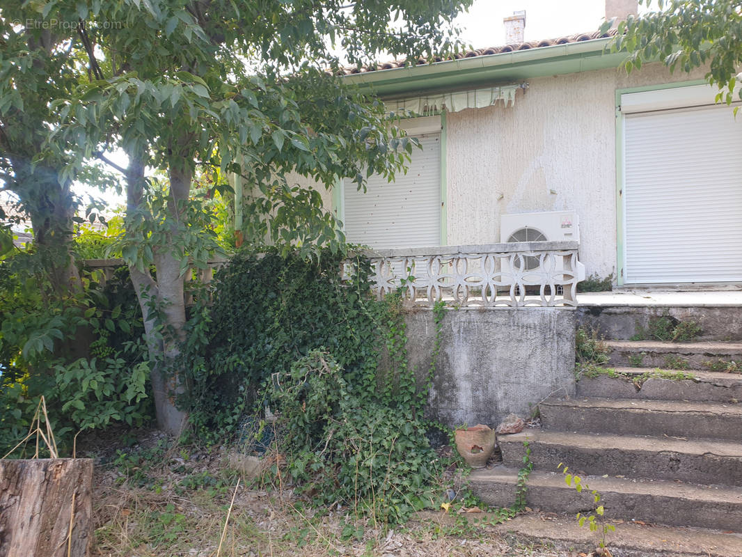 Maison à TOURBES