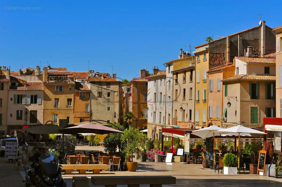 Commerce à AIX-EN-PROVENCE