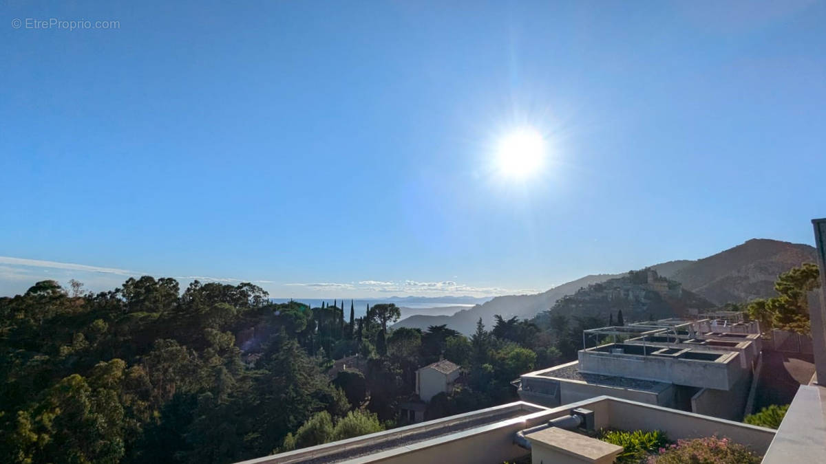 Appartement à EZE