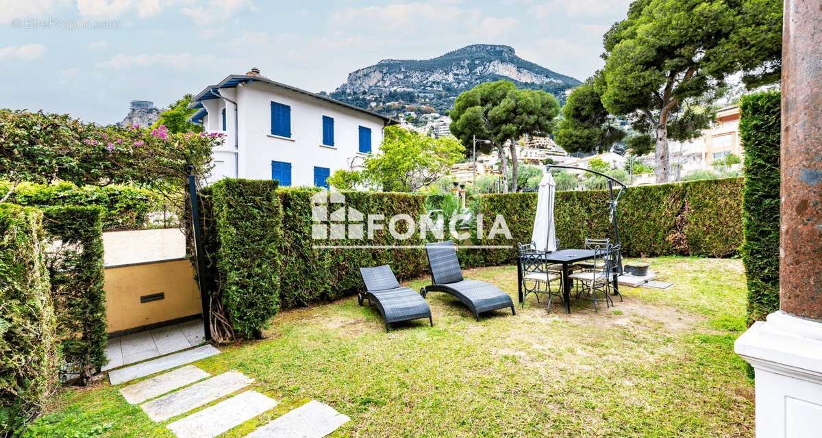 Appartement à ROQUEBRUNE-CAP-MARTIN