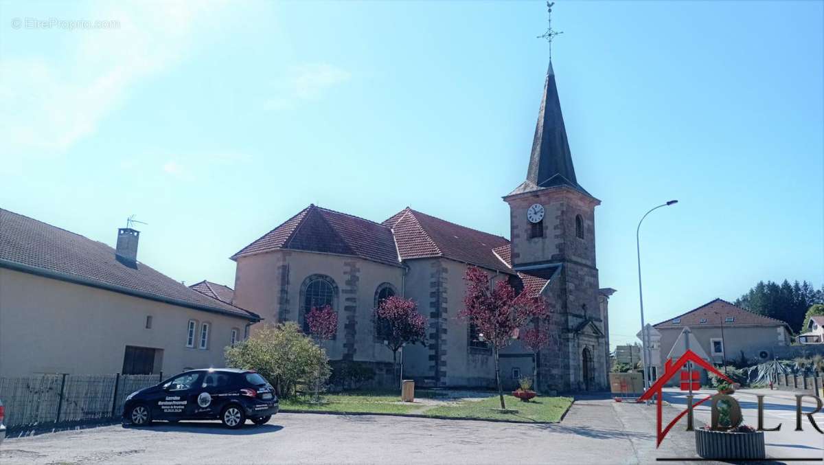 Commerce à BROUVELIEURES