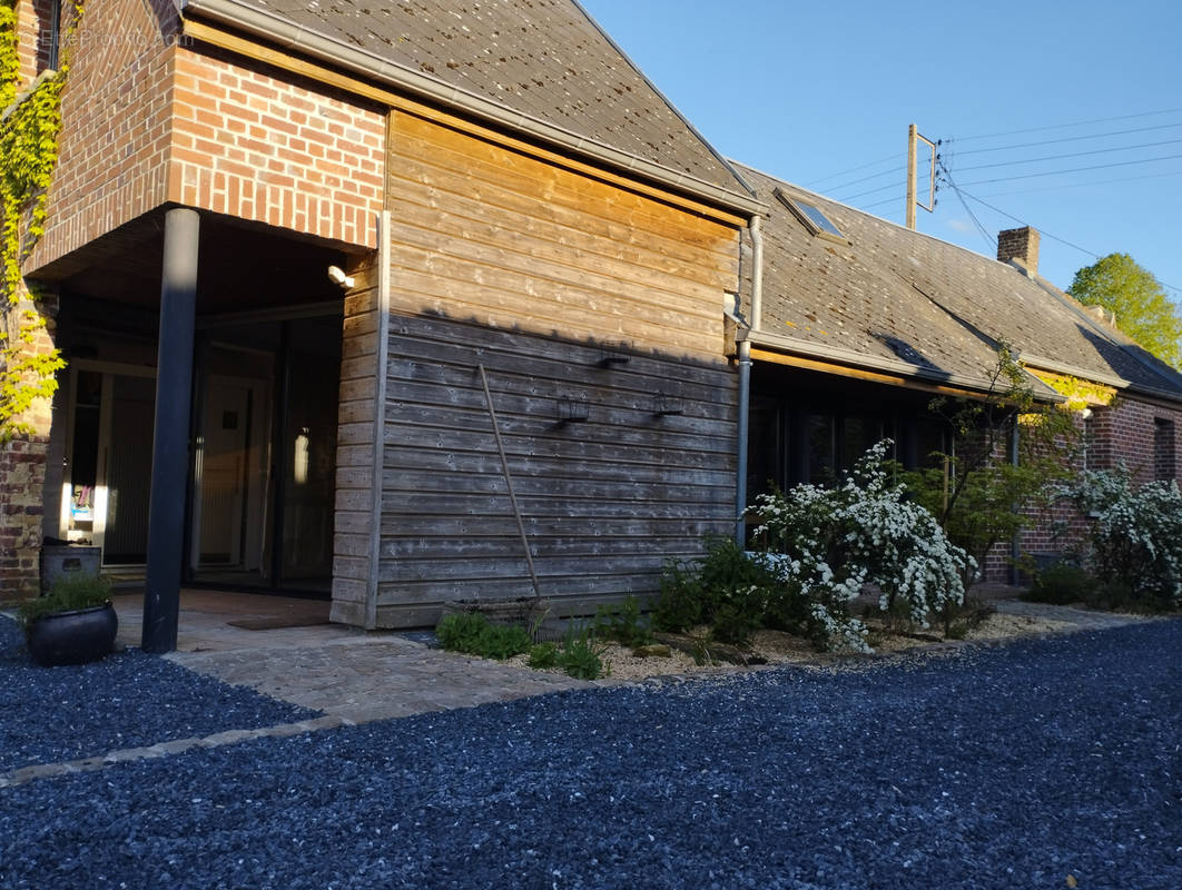 Maison à AVESNES-LES-AUBERT