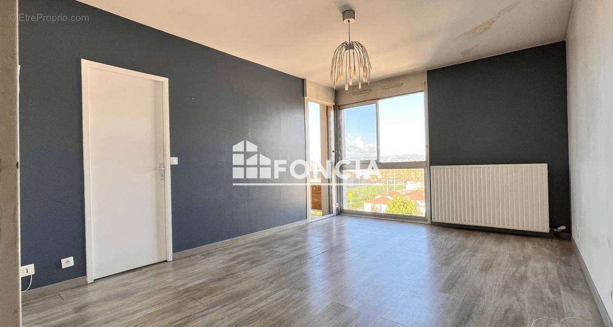 Appartement à LYON-3E