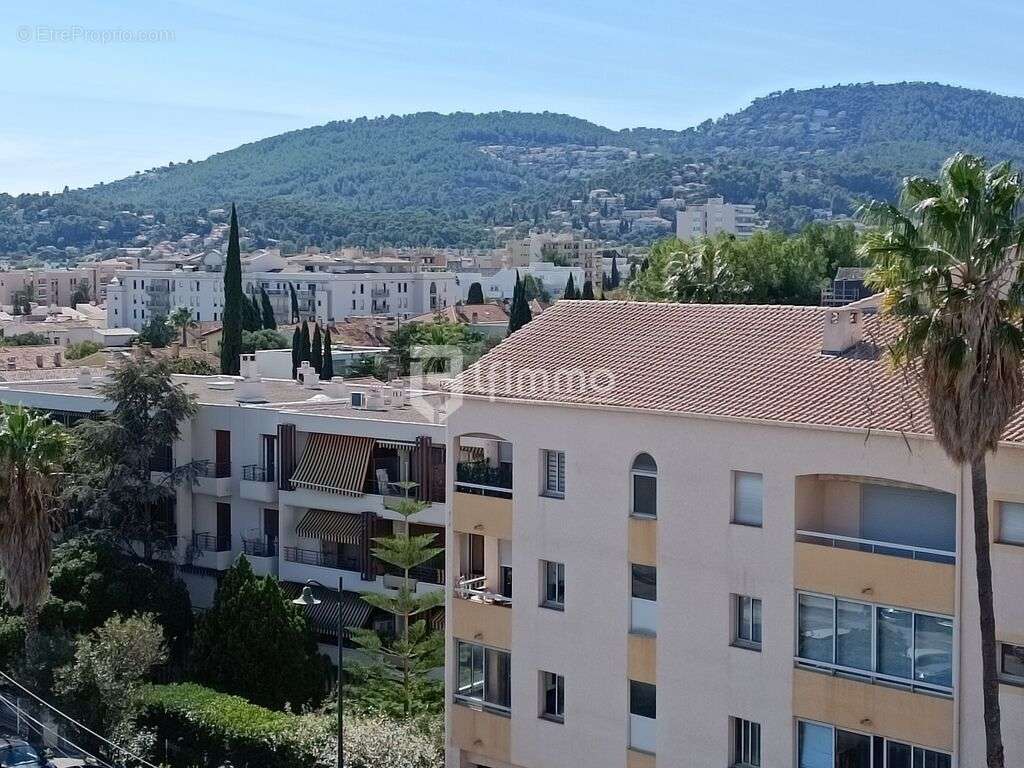 Appartement à HYERES