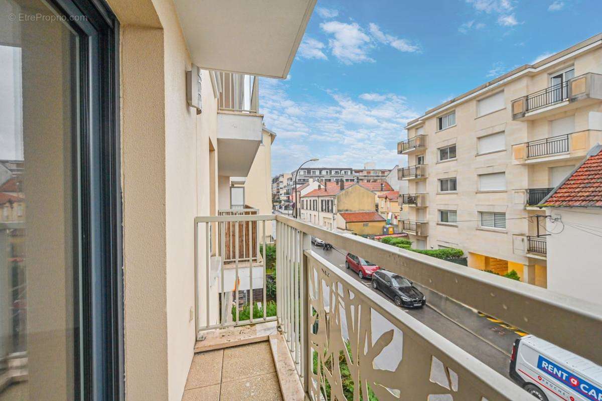 Appartement à NEUILLY-PLAISANCE