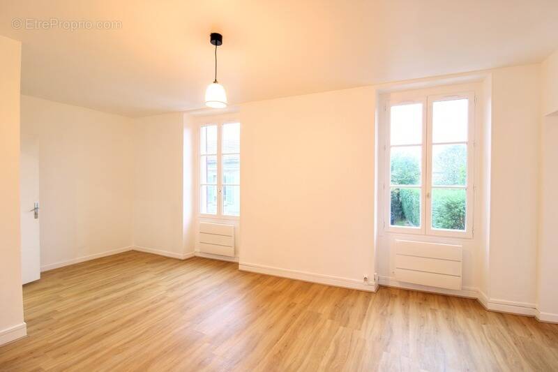 Appartement à ASNIERES-SUR-OISE