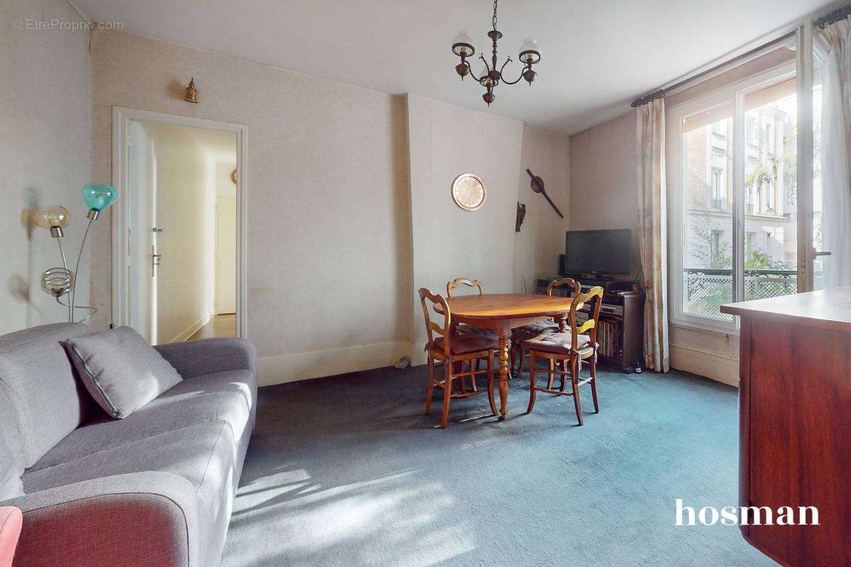 Appartement à PARIS-20E