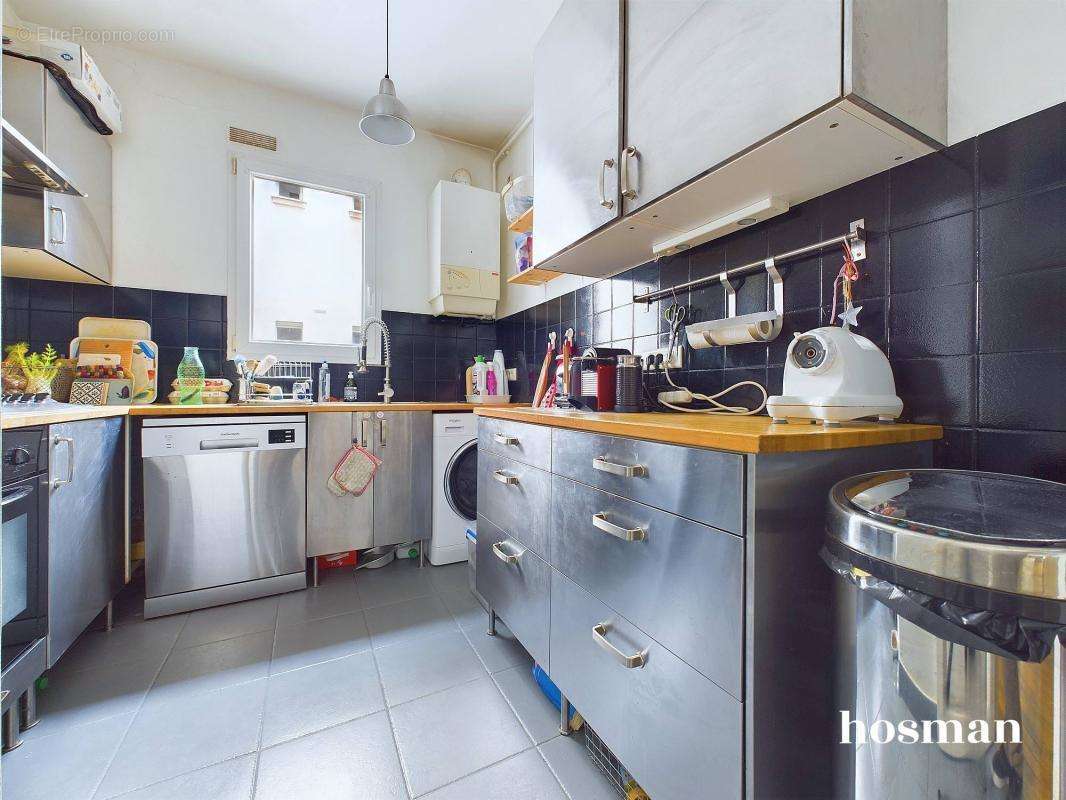 Appartement à PARIS-20E