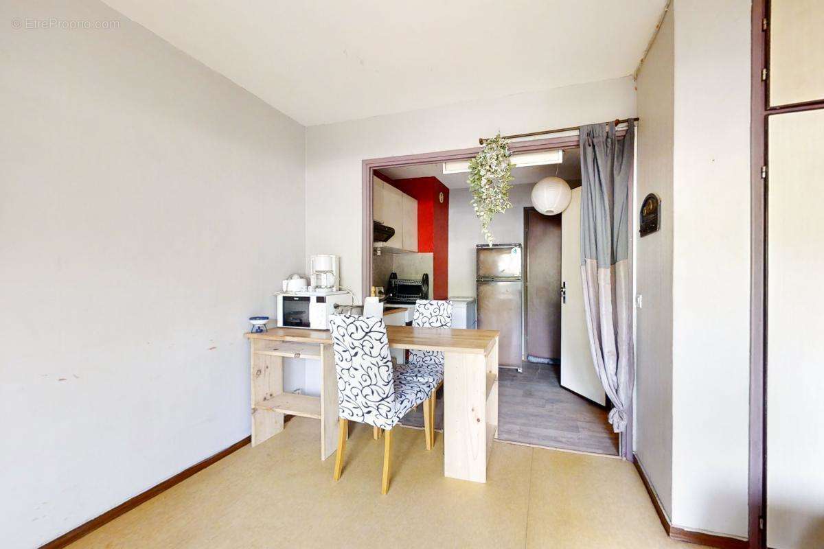 Appartement à GREOUX-LES-BAINS