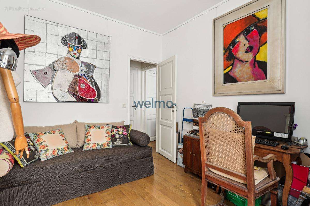 Appartement à PARIS-10E