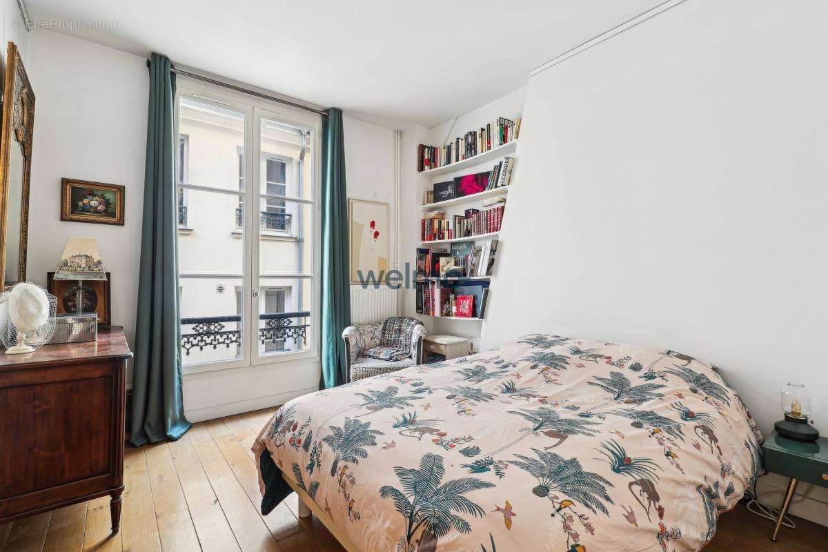 Appartement à PARIS-10E