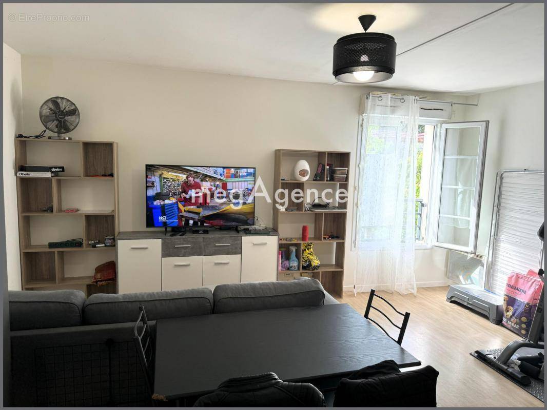 Appartement à SERRIS