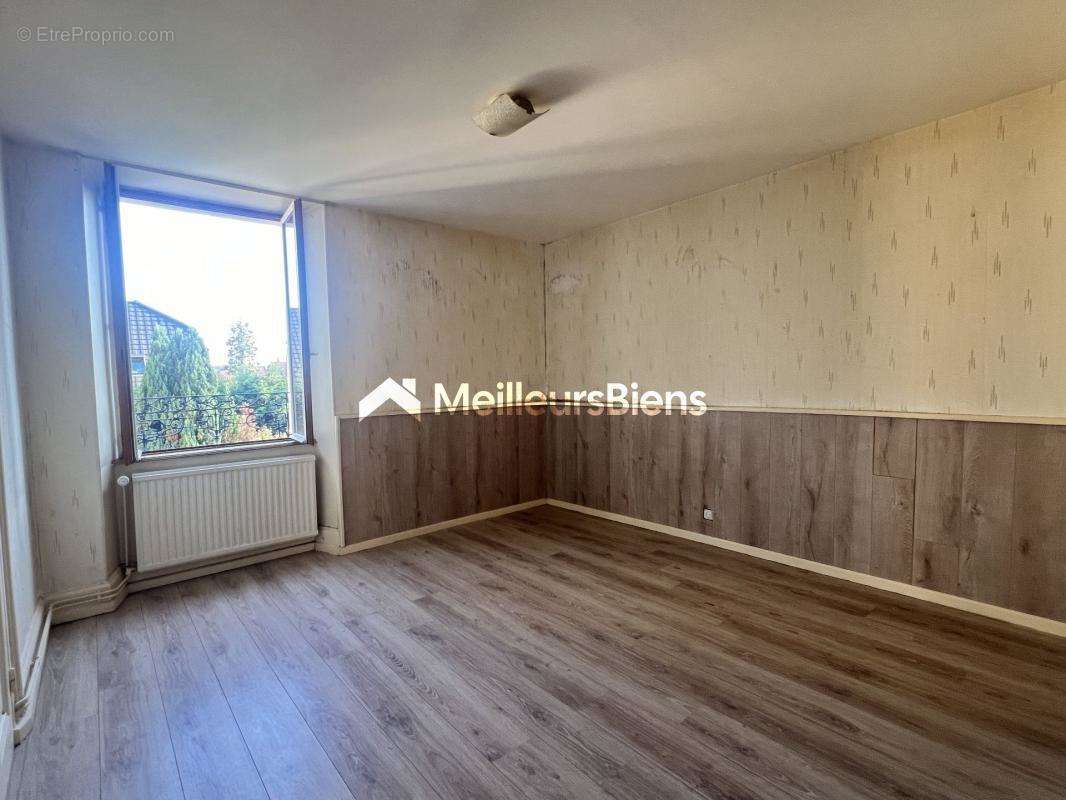 Appartement à VALDOIE