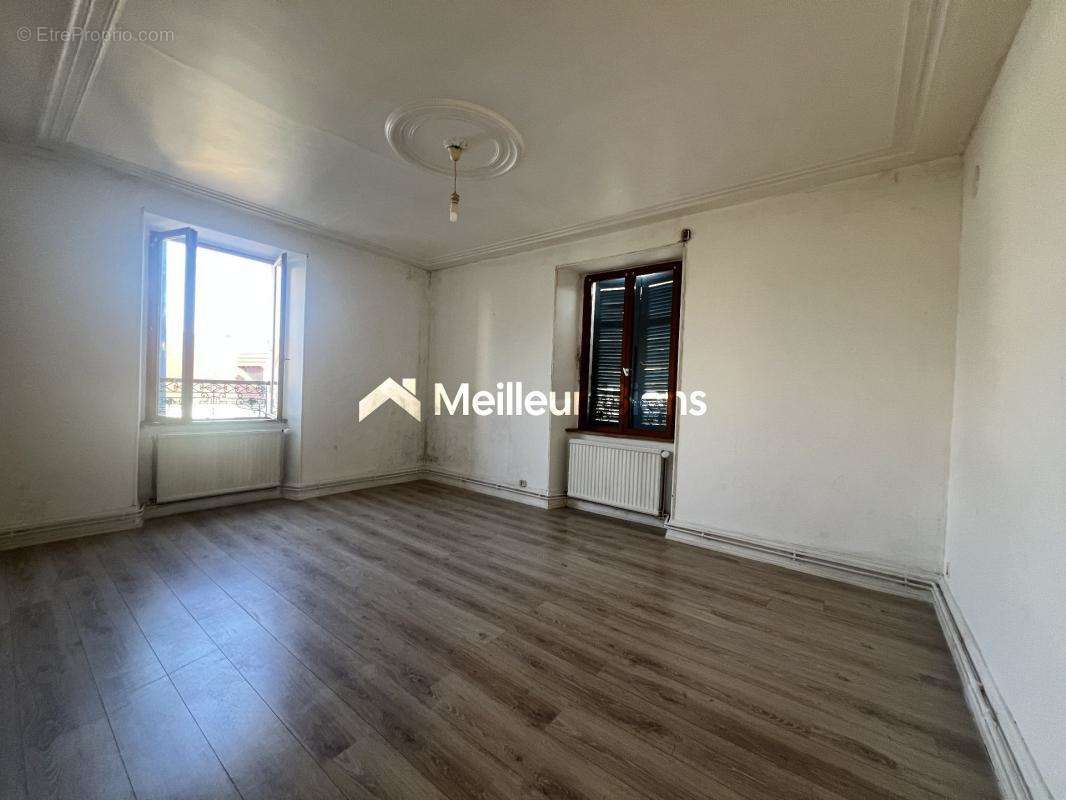 Appartement à VALDOIE