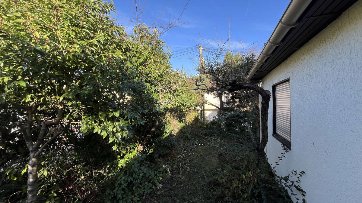 Maison à CHEVREUSE