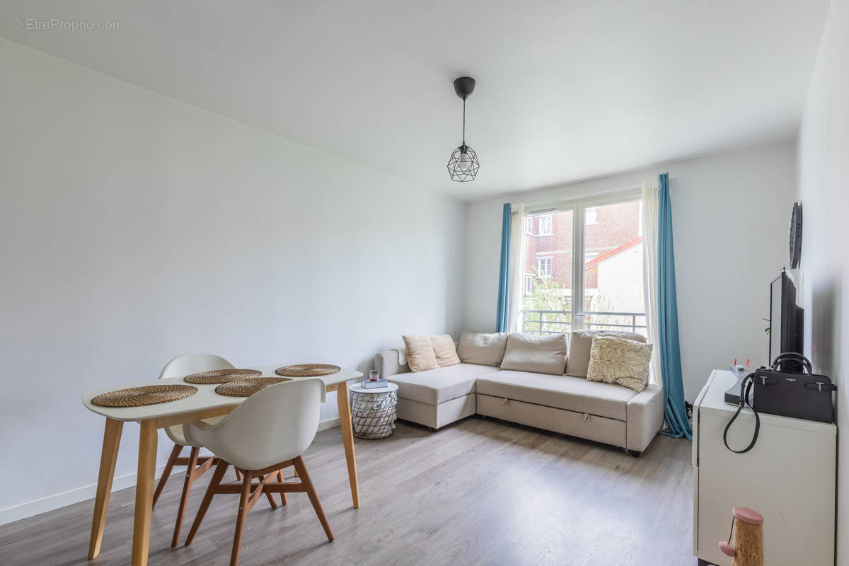 Appartement à ASNIERES-SUR-SEINE