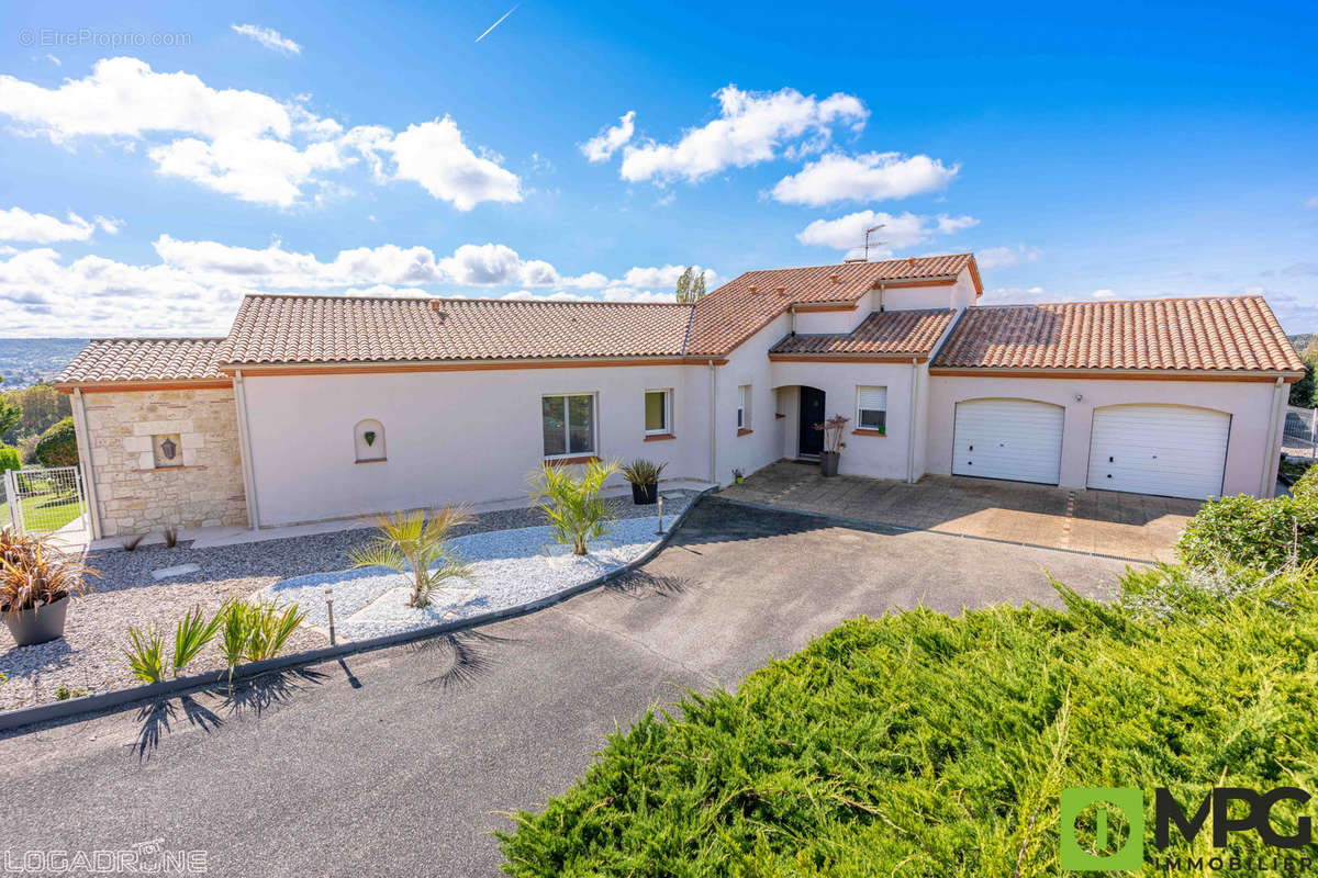 Maison à VILLENEUVE-SUR-LOT