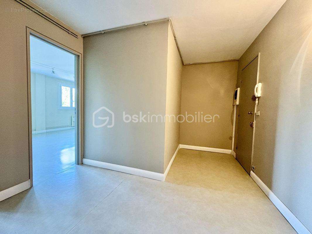 Appartement à BONNIERES-SUR-SEINE