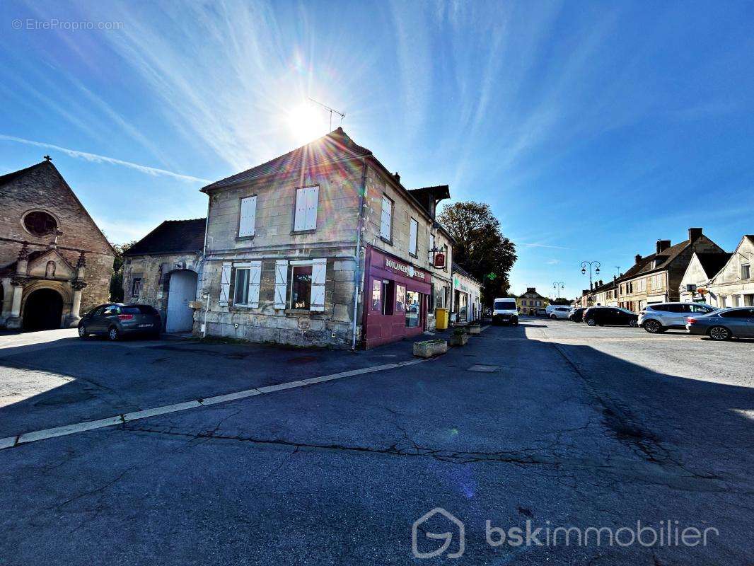 Appartement à BALAGNY-SUR-THERAIN