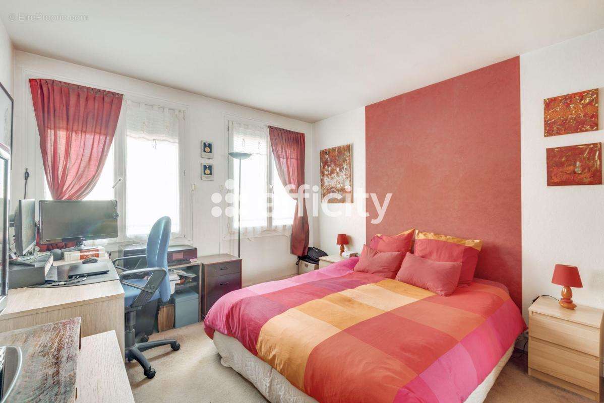 Appartement à MONTROUGE