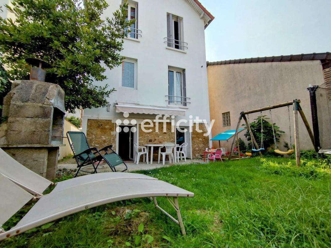 Maison à CHELLES