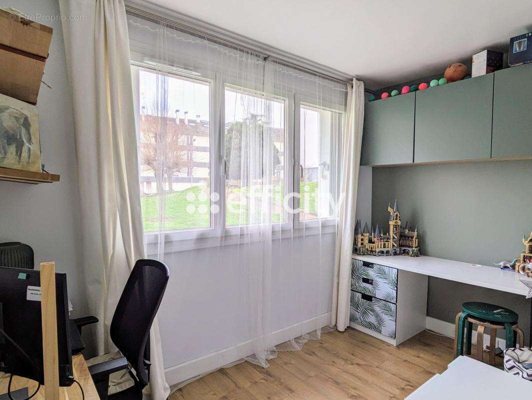 Appartement à LOUVECIENNES