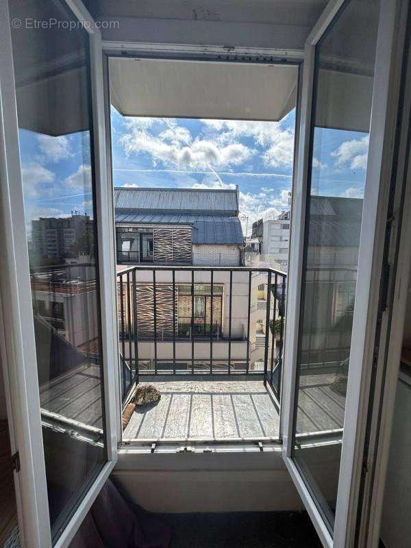 Appartement à PARIS-15E