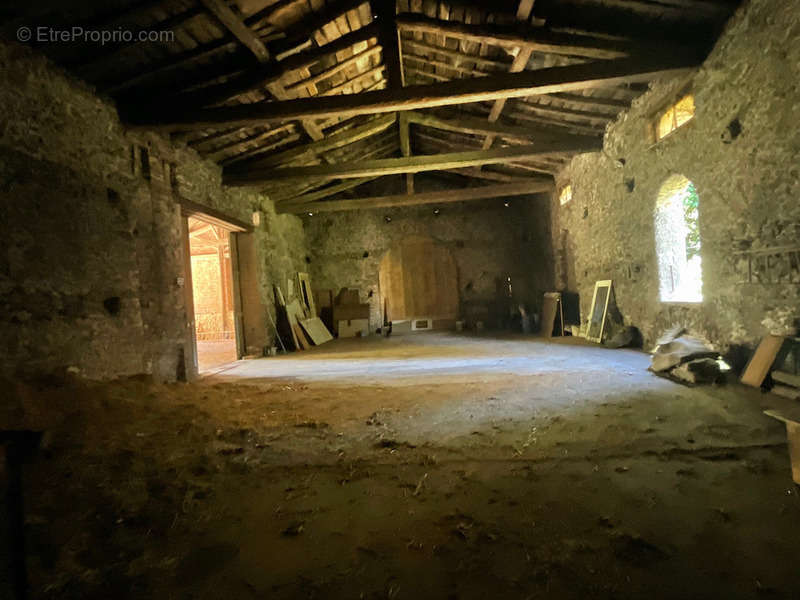 Maison à AIGUEFONDE