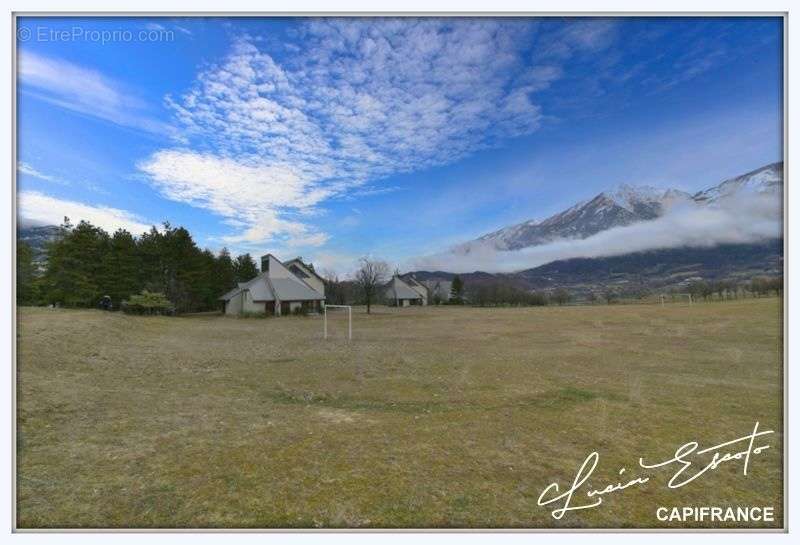 Appartement à CHATEAUROUX-LES-ALPES