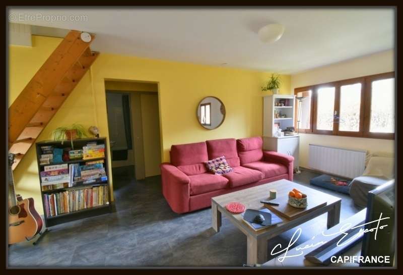 Appartement à CHATEAUROUX-LES-ALPES