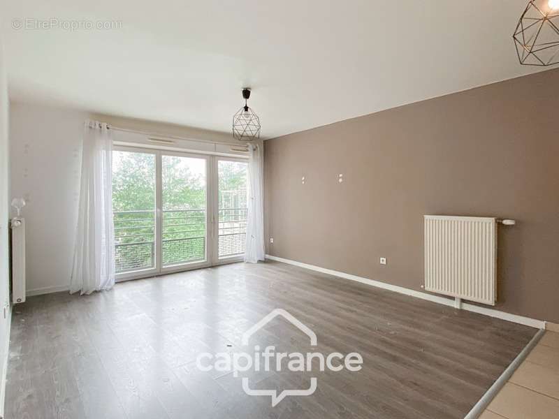 Appartement à THORIGNY-SUR-MARNE