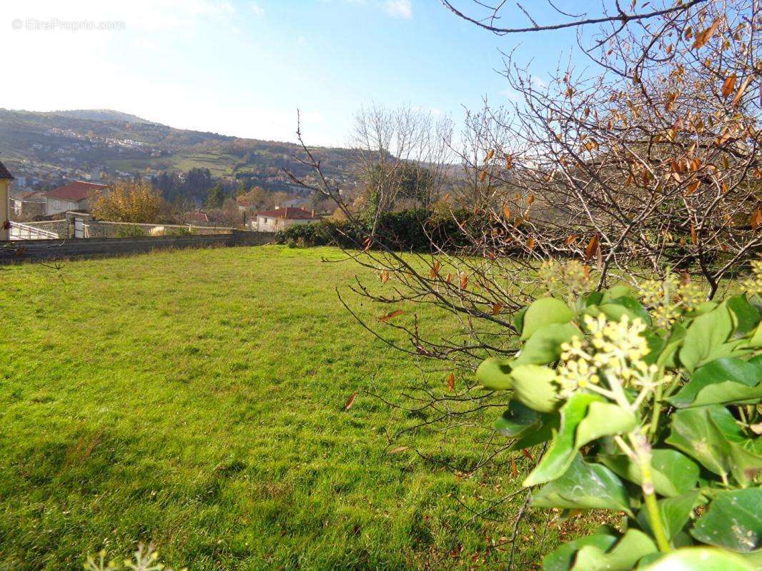 Terrain à ESPALY-SAINT-MARCEL