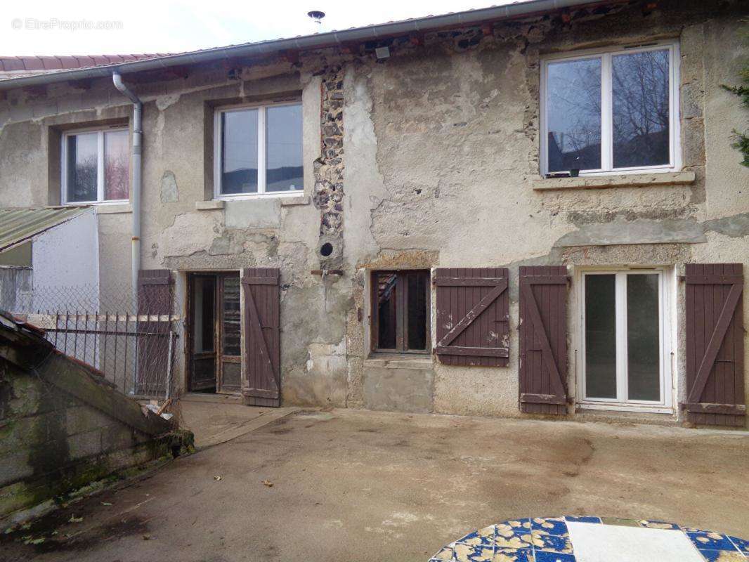 Maison à LE MONASTIER-SUR-GAZEILLE