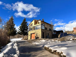 Maison à FONT-ROMEU-ODEILLO-VIA