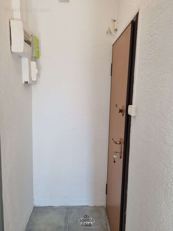 Appartement à MARSEILLE-3E