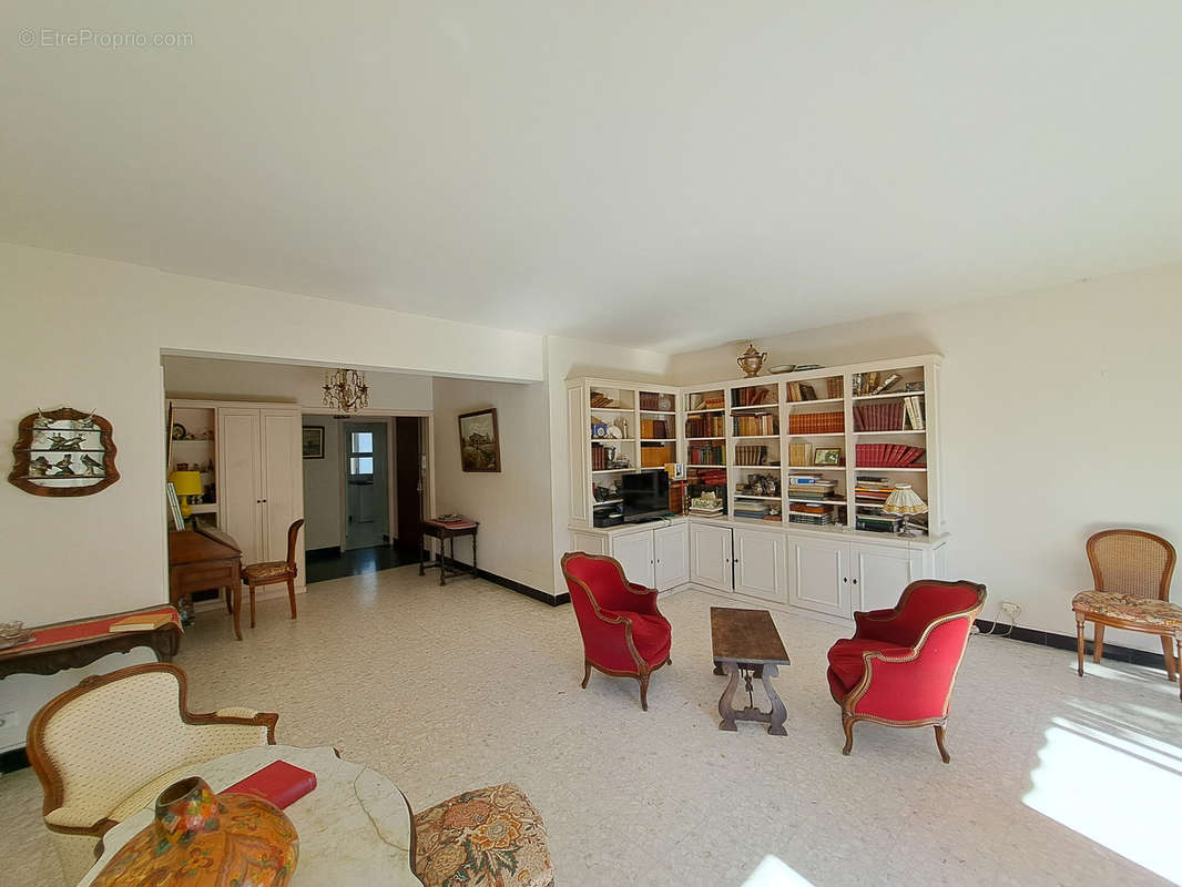 Appartement à ARLES