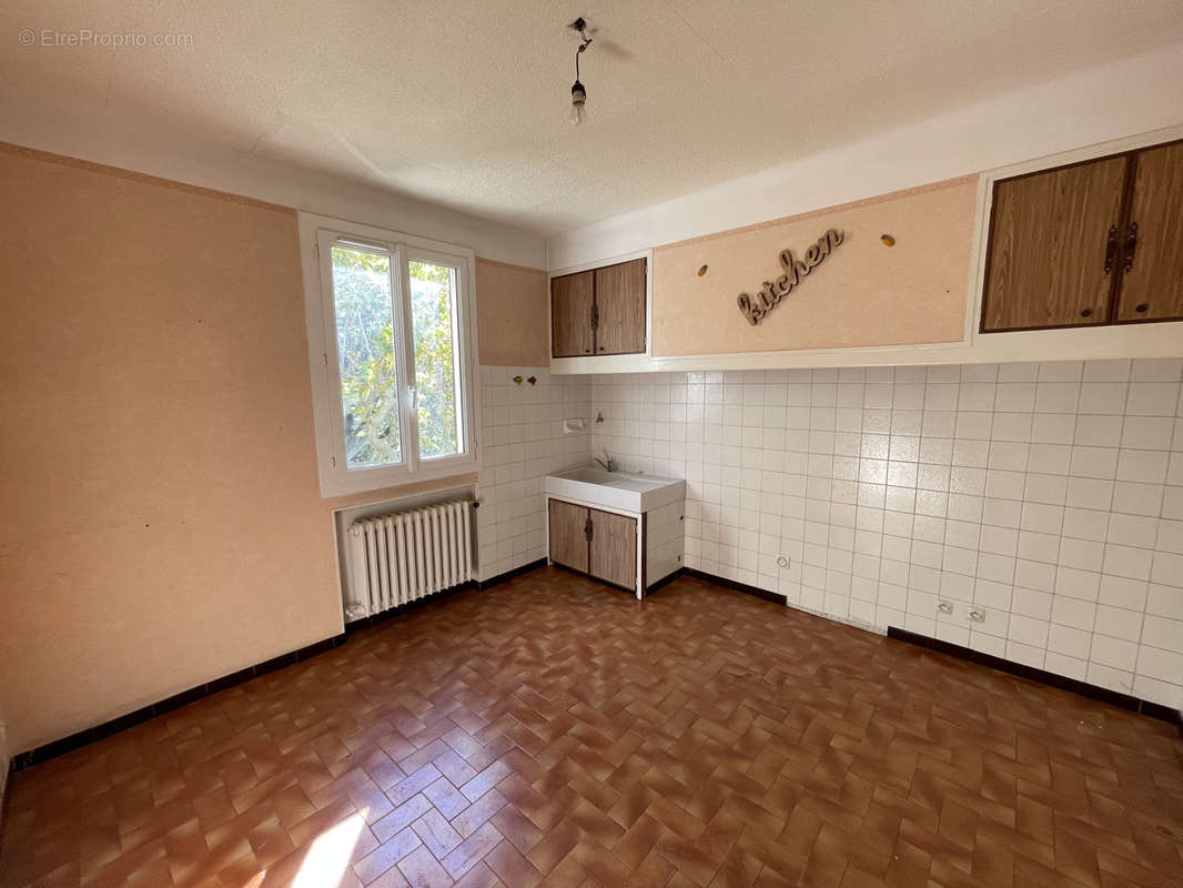 Appartement à MARSEILLE-11E