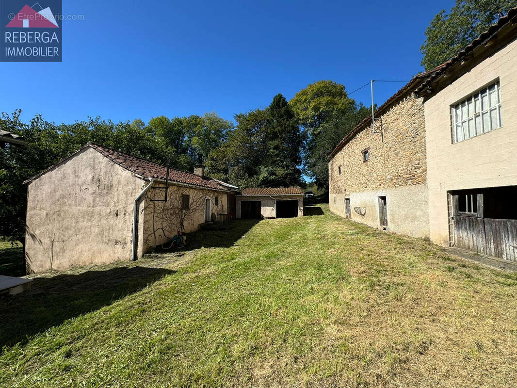 Maison à SAINT-AMANS-VALTORET