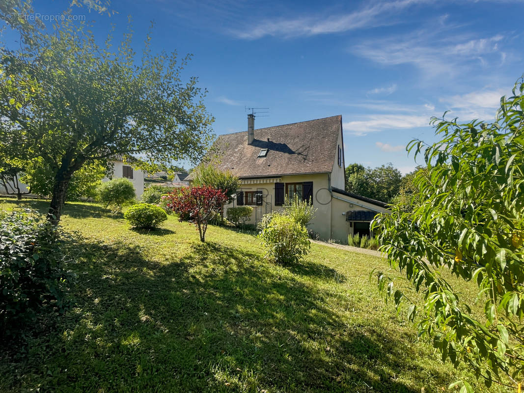 Maison à BEAUMONT-DU-PERIGORD