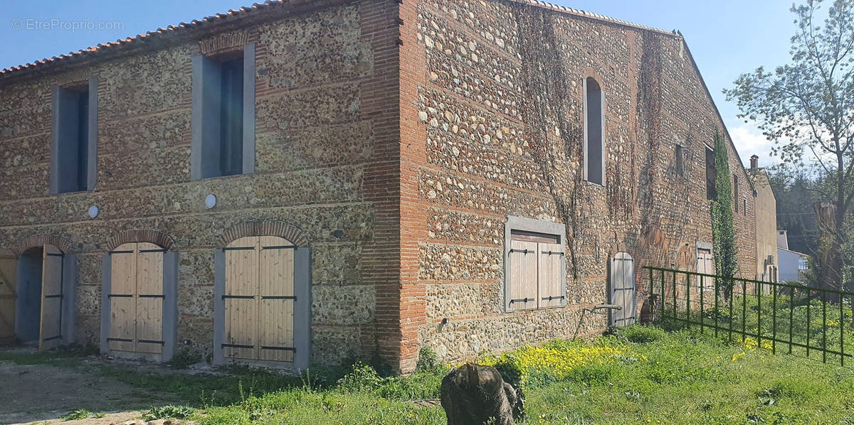 Autre à VILLENEUVE-LA-RIVIERE