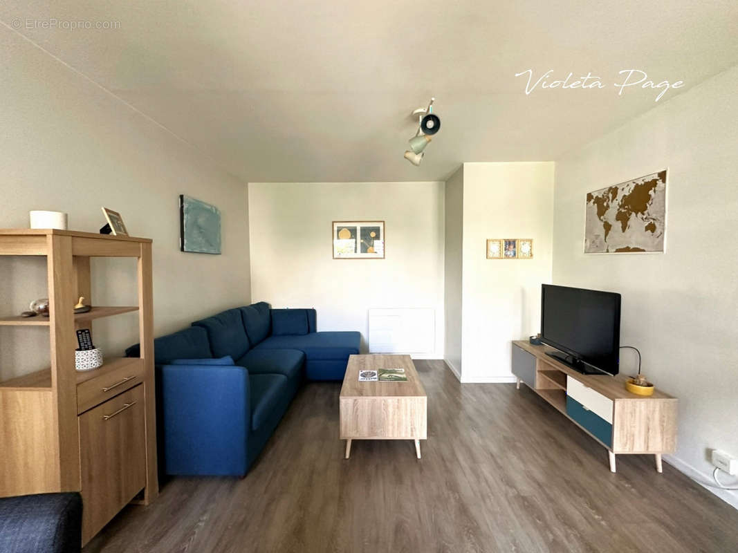 Appartement à COURBEVOIE