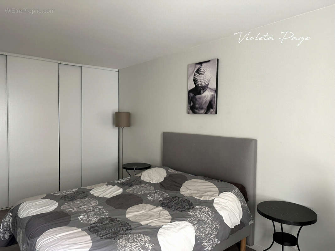 Appartement à COURBEVOIE