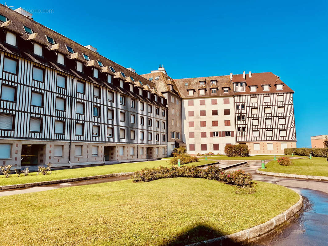 Appartement à BLONVILLE-SUR-MER