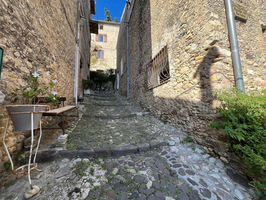 Maison à CAGNES-SUR-MER